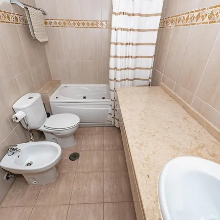 The Canadians Escape ~ Relaxing Portugal *