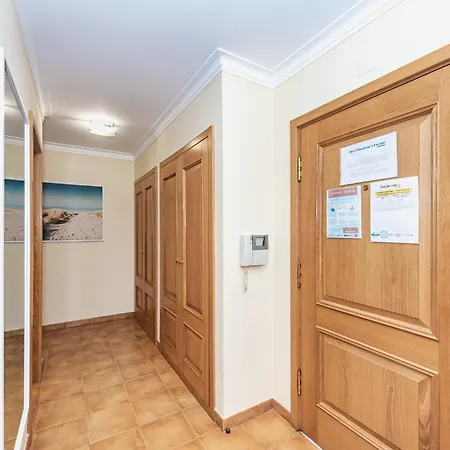 The Canadians Escape ~ Relaxing Portugal *